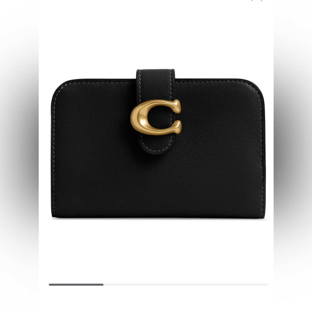 COACH
Tabby Wallet - Picture 3 of 12